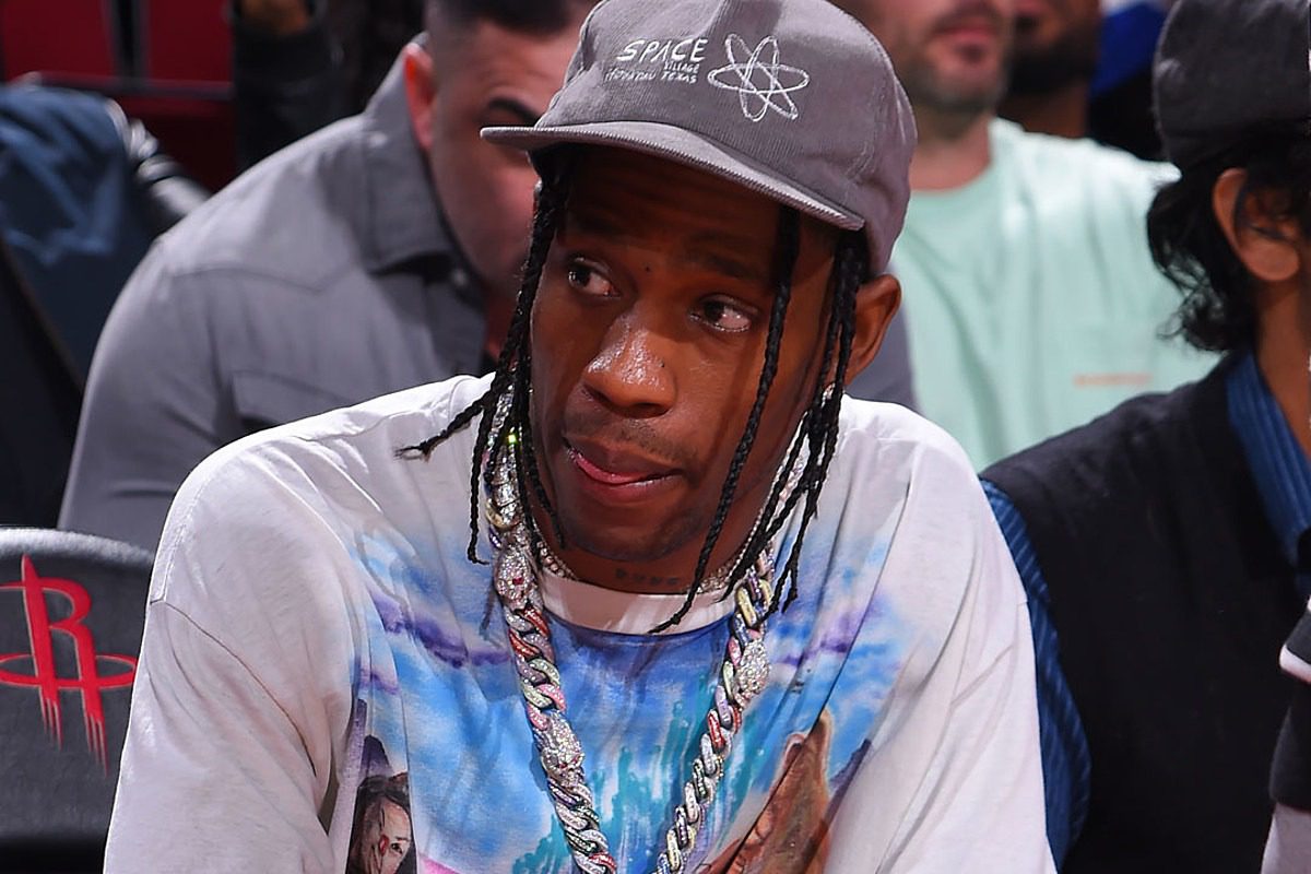 Travis Scott Deletes Twitter Account and People Think It's Because He Got Clowned for Halloween Costume