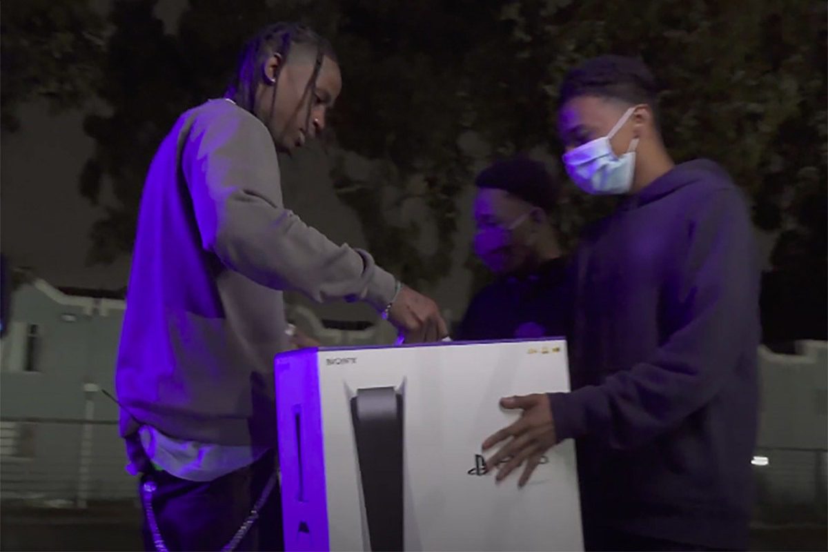 Travis Scott Surprises Two Teens With a PlayStation 5: Watch