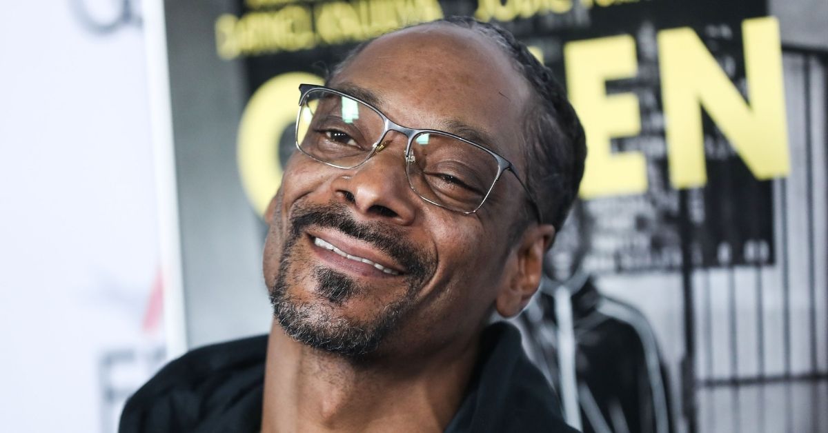 Snoop Dogg Links With Mark Cuban To Offer Up Millions For New NFT Pitch Show