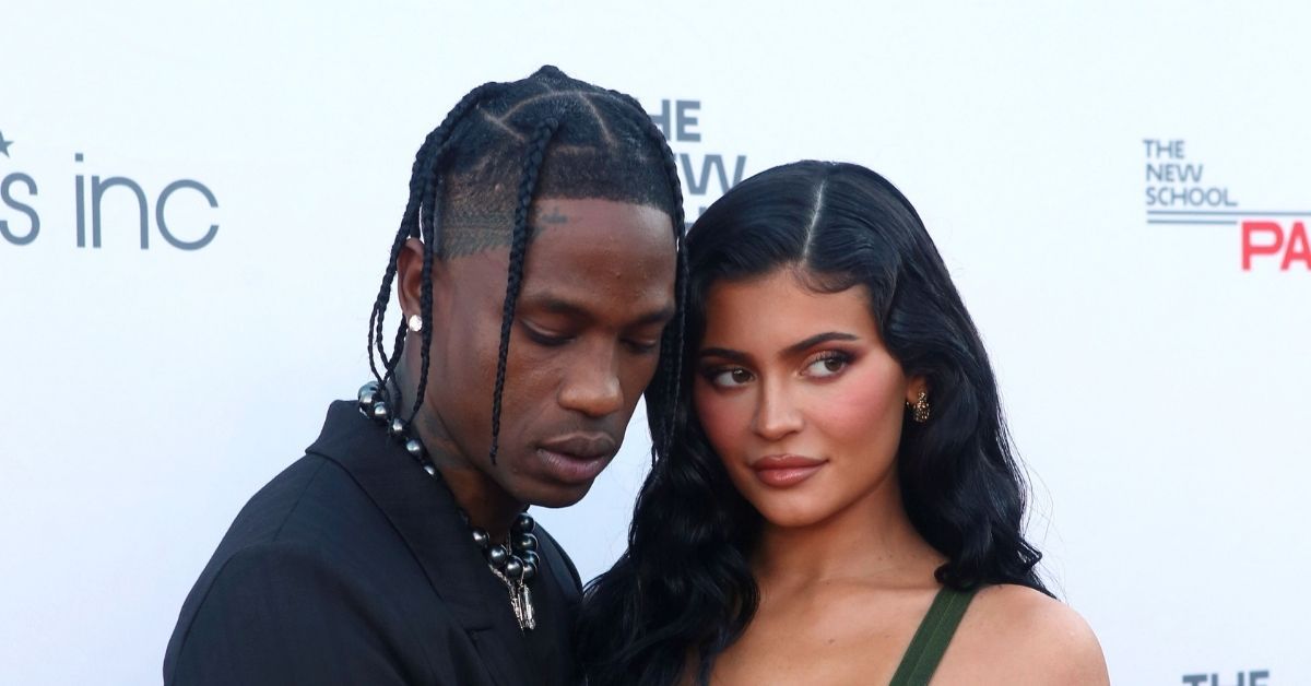 Travis Scott Gets Close To “Wifey” Kylie Jenner Suggesting They Are Back Together