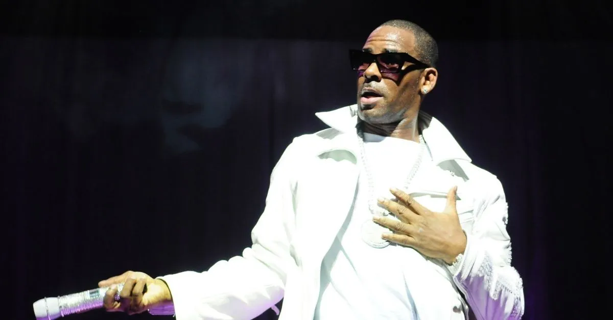 R. Kelly Has Been Infected With Herpes Since At Least 2003