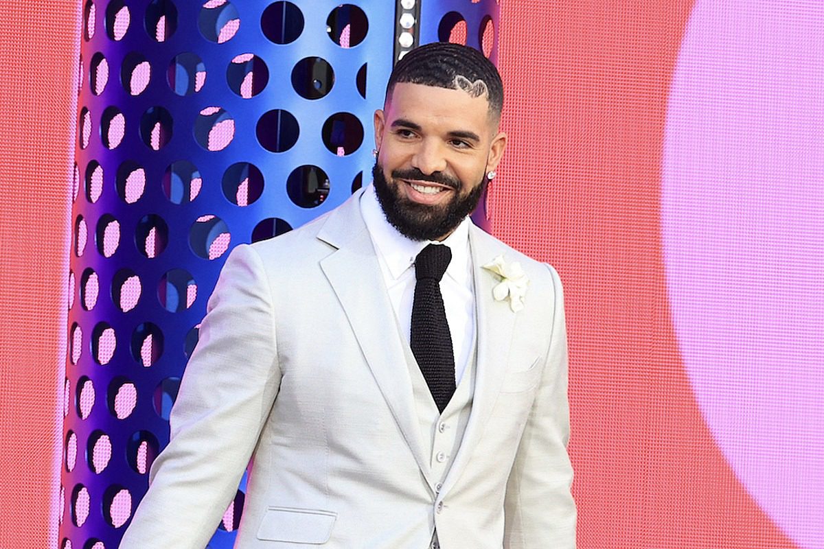Drake's Certified Lover Boy Album Breaks Apple Music and Spotify Single-Day Streaming Records