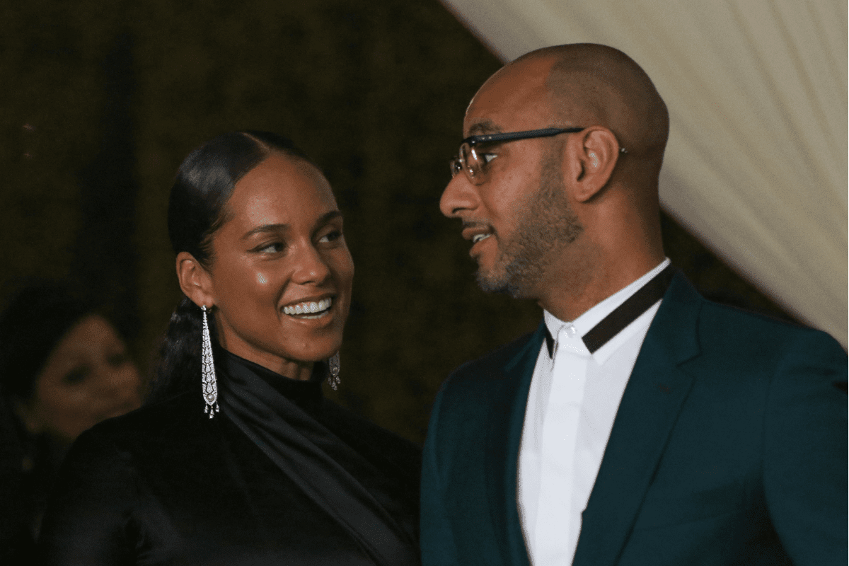 Swizz Beatz Celebrates Alicia Keys’ Birthday With Mystery Trip