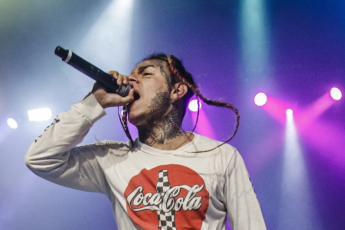 Tekashi 6ix9ine Accuses Fivio Foreign Of Rolling With Police