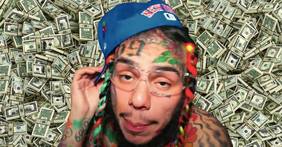 6ix9ine Gives Away $20,000 To Family, Despite Telling A Judge He Is Still In A “Hole”