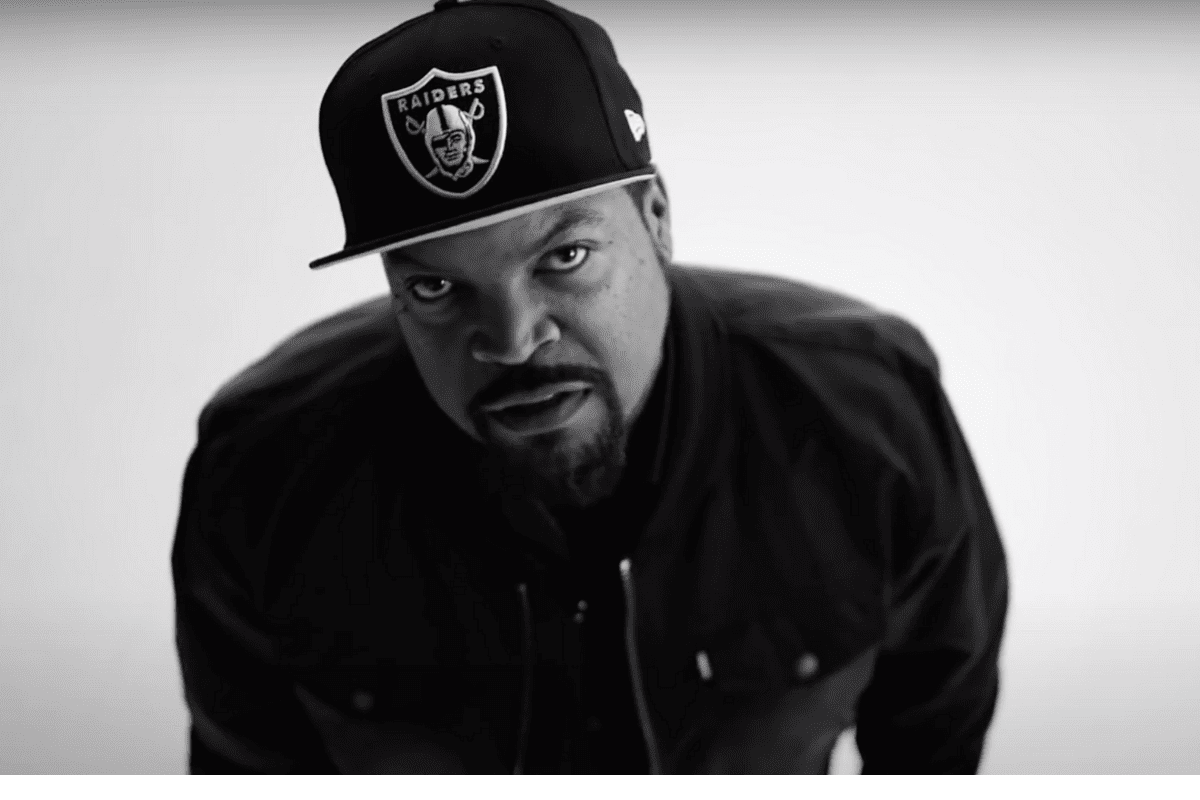 Did Ice Cube Break The Mic At The NFL Draft?
