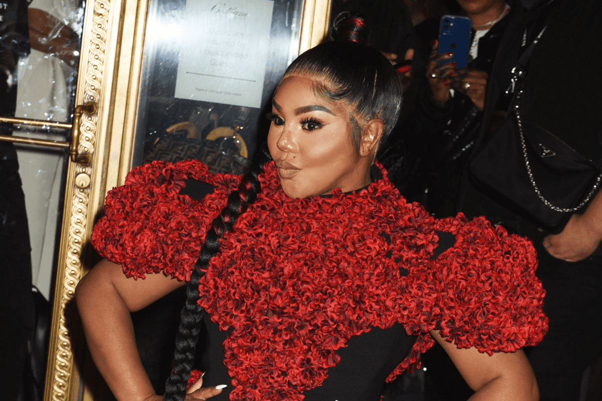 Lil Kim Reveals Details About Upcoming Biopic