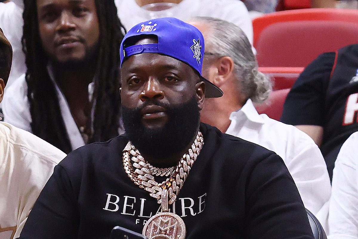 Rick Ross Upset After Being Forced to Pay $50,000 for a Private Jet – Watch