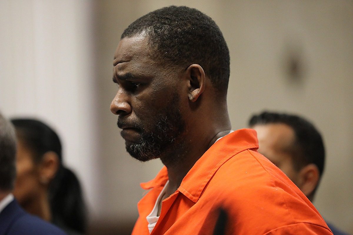 R. Kelly Remains on Suicide Watch ‘For His Own Safety’ Say Federal Officials