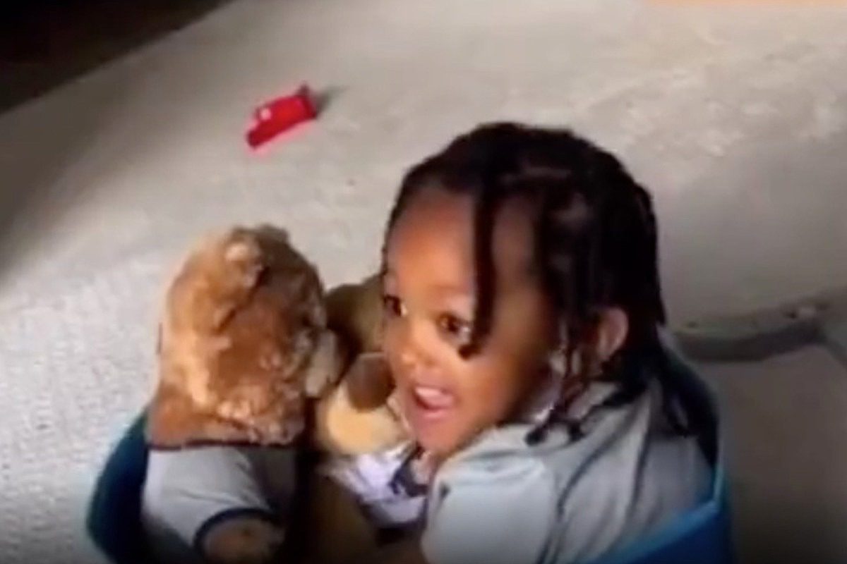 Video Shows King Von’s Son Playing With Teddy Bear That Has Von’s Voice Built In – Watch