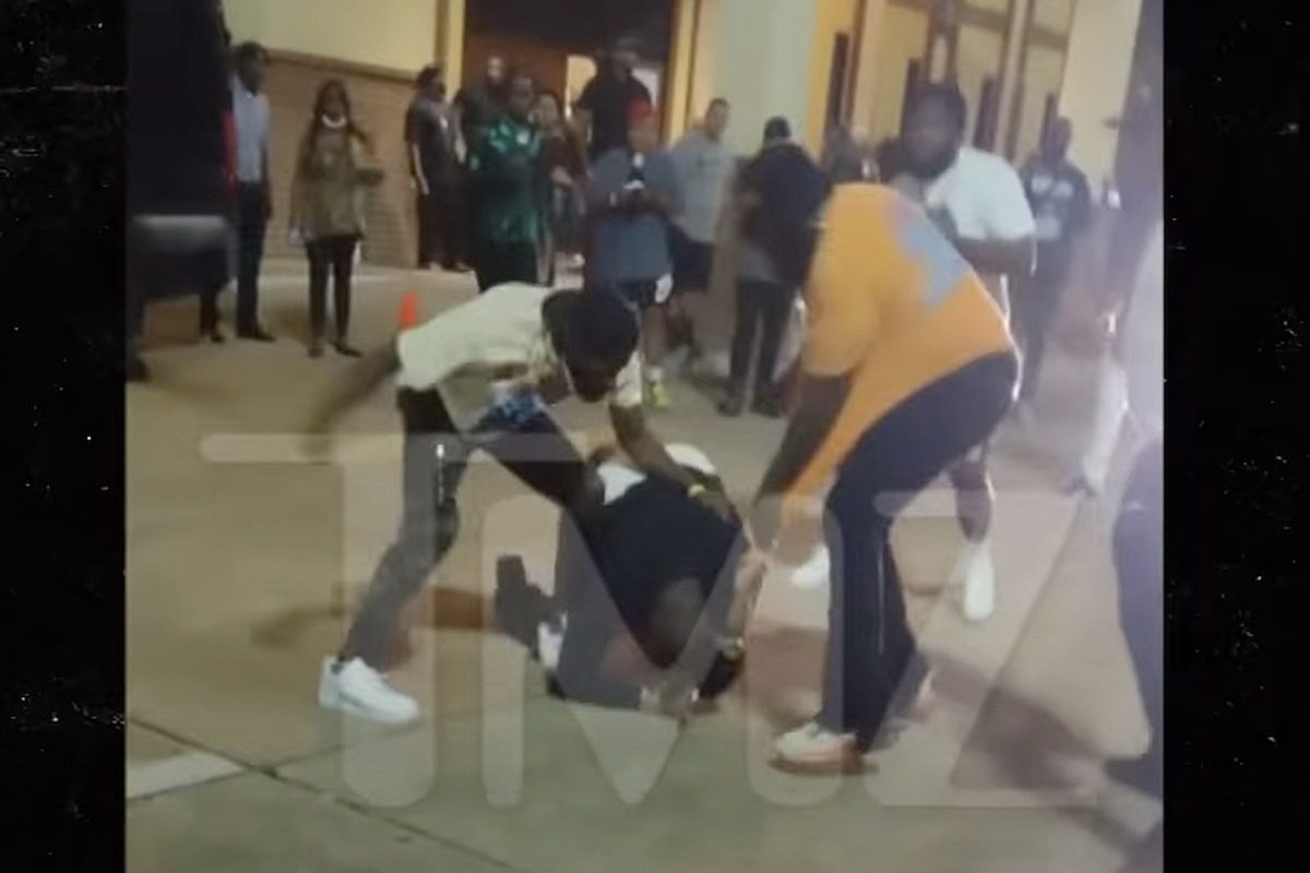 New Video of Trae Tha Truth and Z-Ro Fight Shows Trae and His Crew Jumping Z-Ro – Watch