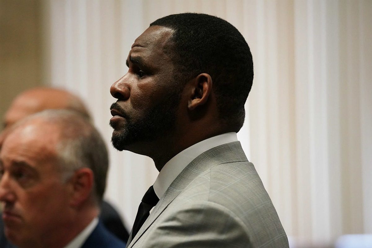 R. Kelly Juror Has Panic Attack During Closing Arguments, Is Now Being Replaced