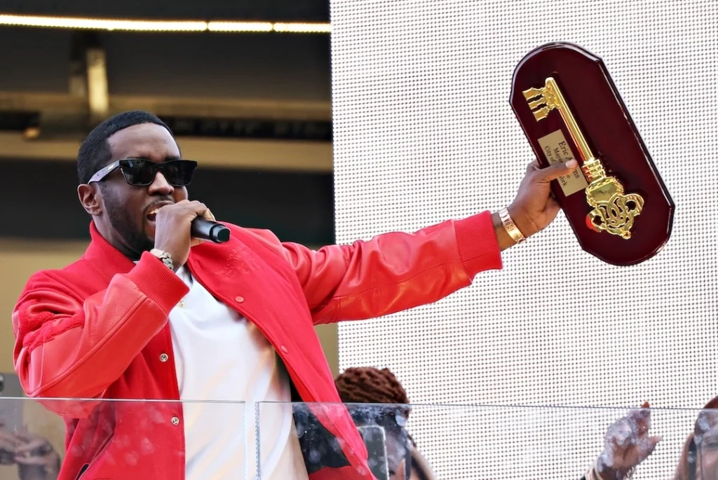 Diddy Returns Honorary Key Back to New York City