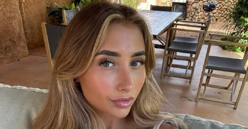 onlyfans star lily phillips vile goal sleep oldest fan