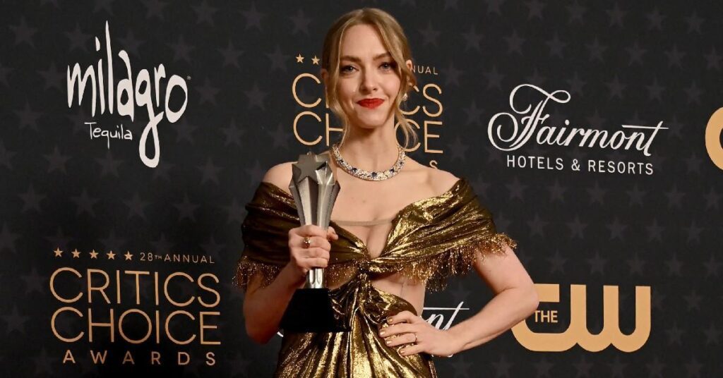 Amanda Seyfried Reveals She Flashed Glen Powell at the 2023 Critics Choice Awards After Her Vintage Dior Gown ‘Fell Apart’