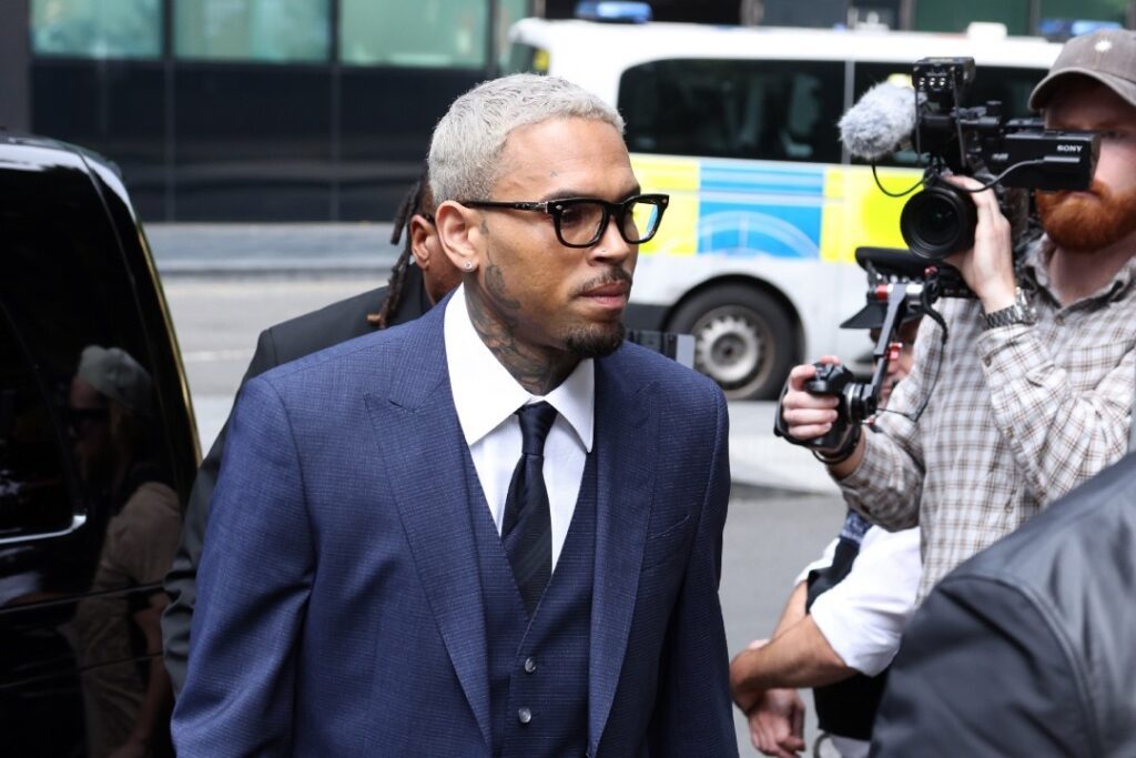 The Long Countdown to Chris Brown’s Trial – Violence, Not Guilty?