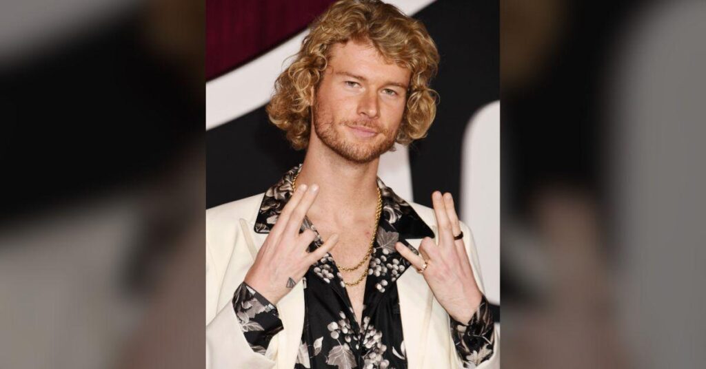 Photo of Yung Gravy made headlines in 2022 when he brought Addison Rae's mother to the MTV Video Music Awards.