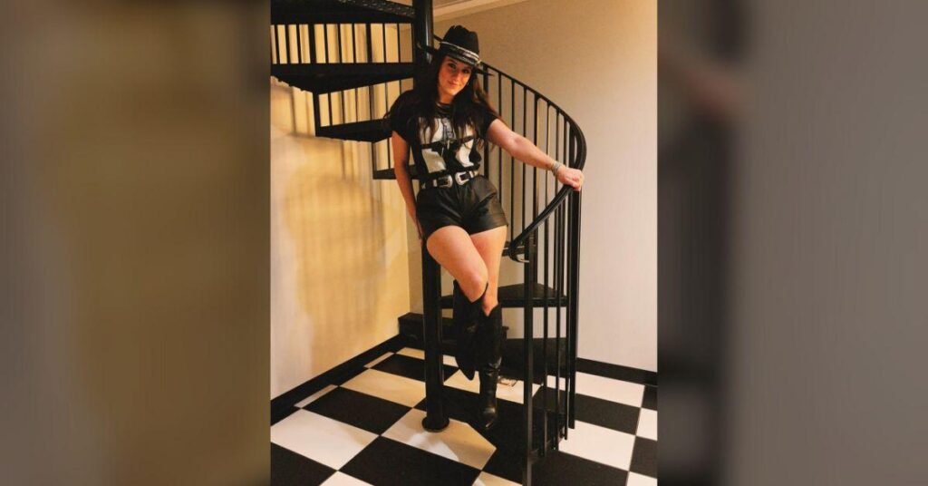 Photo of Maggie Baugh was missing from Keith Urban's show on October 2.