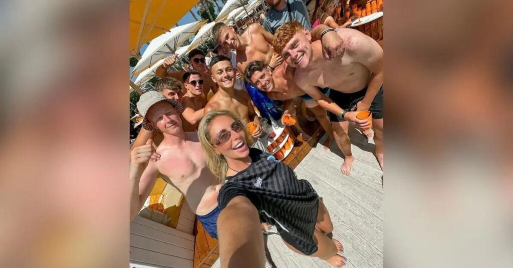 Photo of Blue became famous after claiming she slept with 1,057 men in one day.