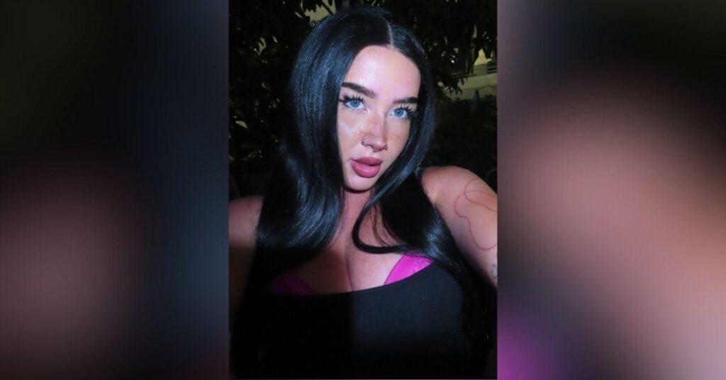 celebrity wardrobe blunders that made headlines photos