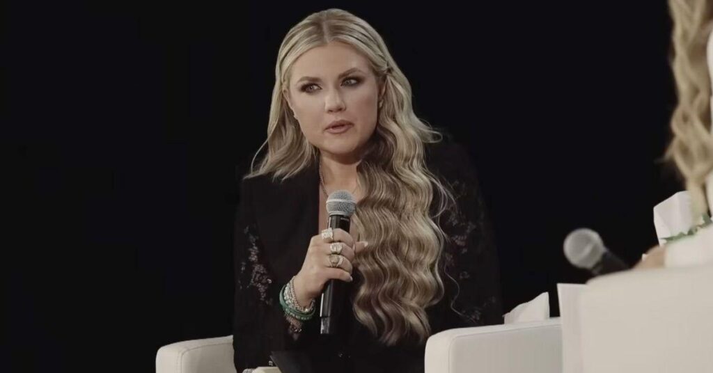 Image of Erika Kirk got vulnerable with Megyn Kelly.