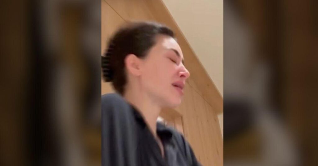 image of Kim Kardashian couldn't help but let out all of her tears after failing the test.