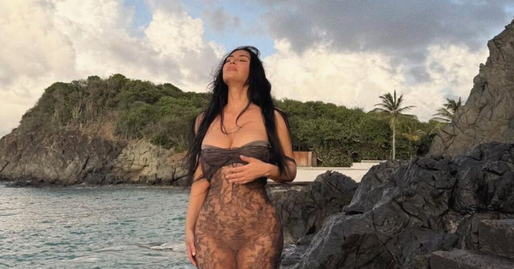 image of Kim Kardashian looked radiant on social media.