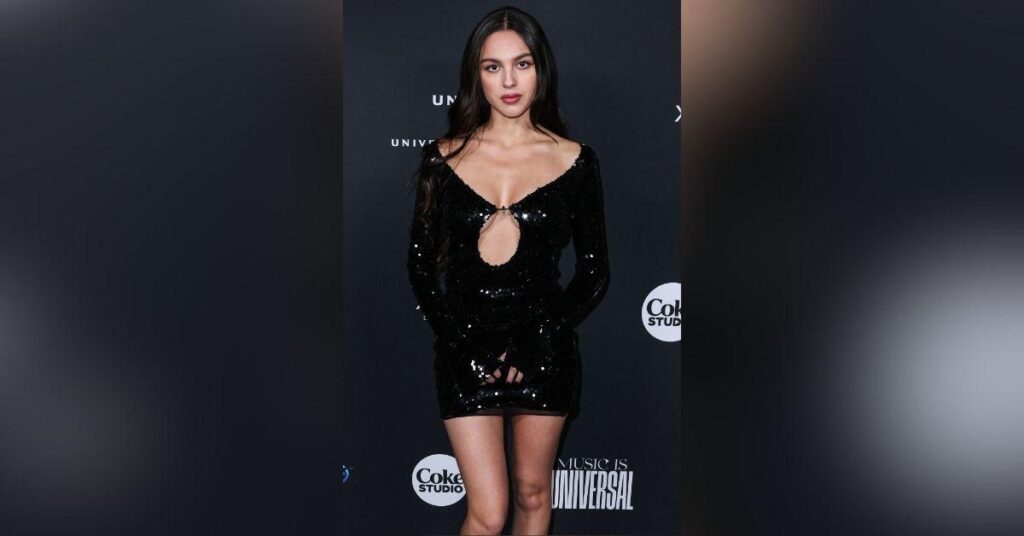 olivia rodrigo best braless moments hot photos