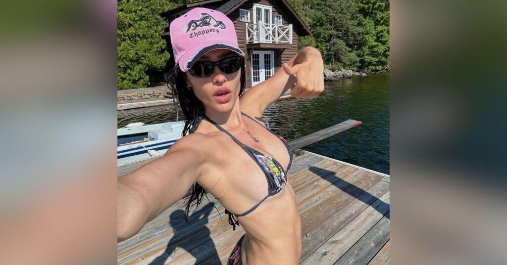 amelia gray hamlin most risque moments see hot photos