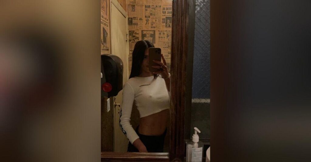 amelia gray hamlin most risque moments see hot photos