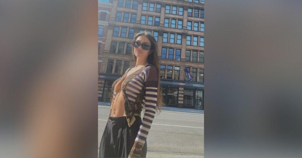 amelia gray hamlin most risque moments see hot photos