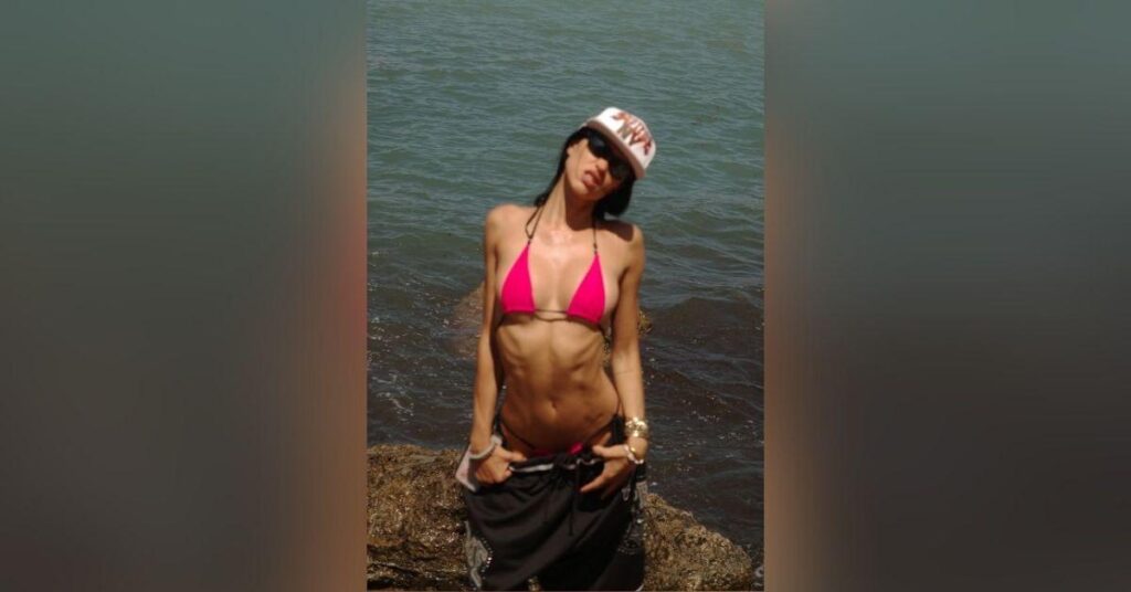 amelia gray hamlin most risque moments see hot photos