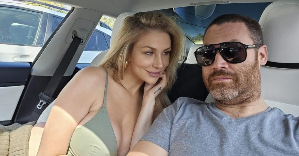 Photo of Courtney Stodden honored her and Jared Safier's one-year wedding anniversary by admitting messy behind-the-scenes drama.