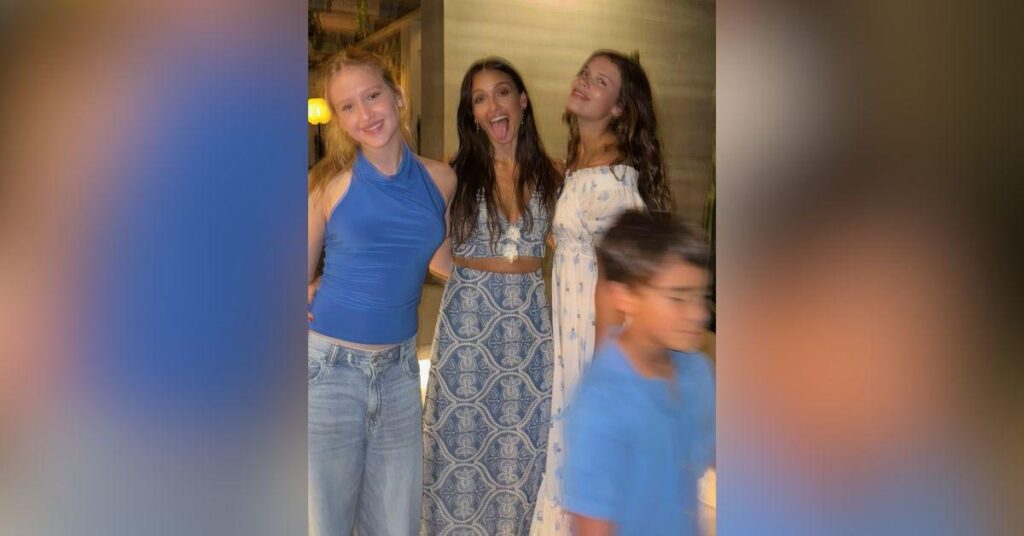 Image of Jessica Alba has three kids with Cash Warren.