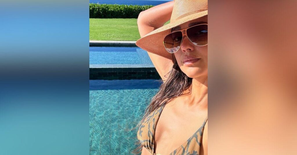 Image of Jessica Alba vacationed in Mexico.