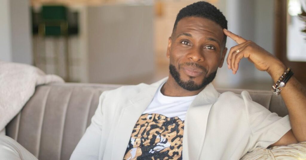 image of Kel Mitchell teaches his kids the importance of giving back.