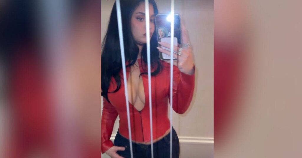 image of Kylie Jenner is still with Timothée Chalamet.