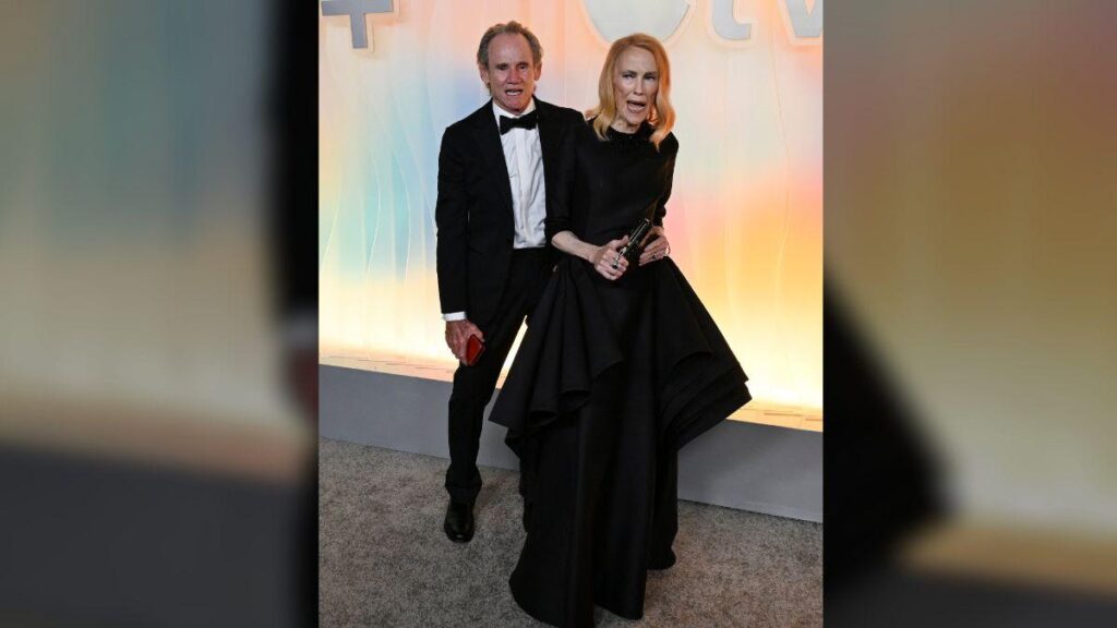 Image of Catherine O'Hara had a close relationship with Macaulay Culkin.