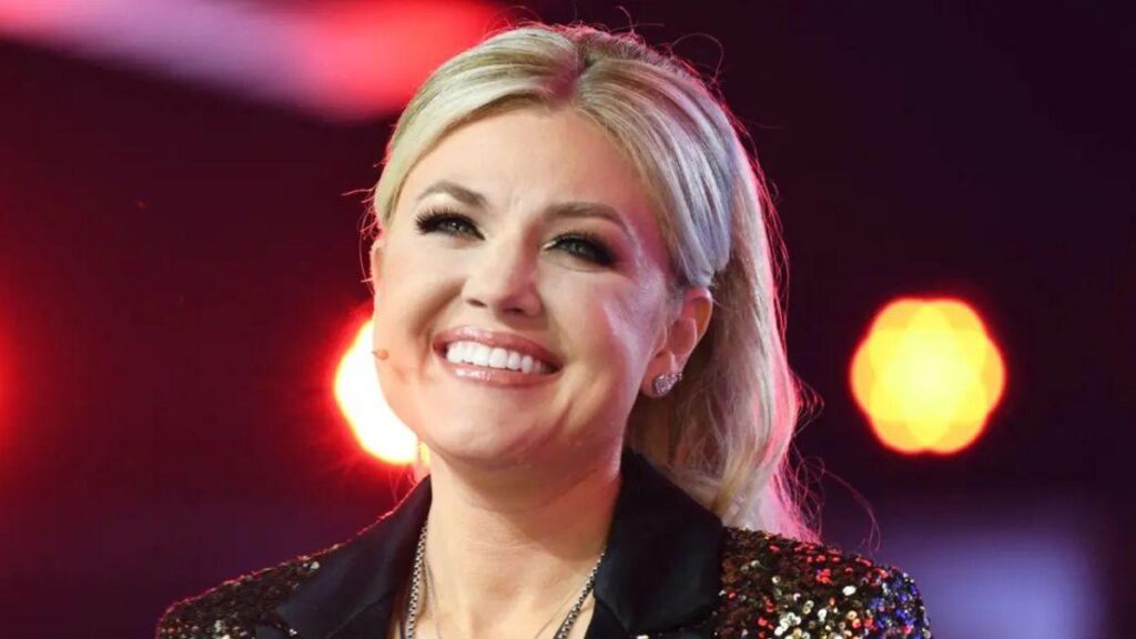 Photo of Erika Kirk urged her boyfriend to lower his shirt in the video because 's-- sells.'