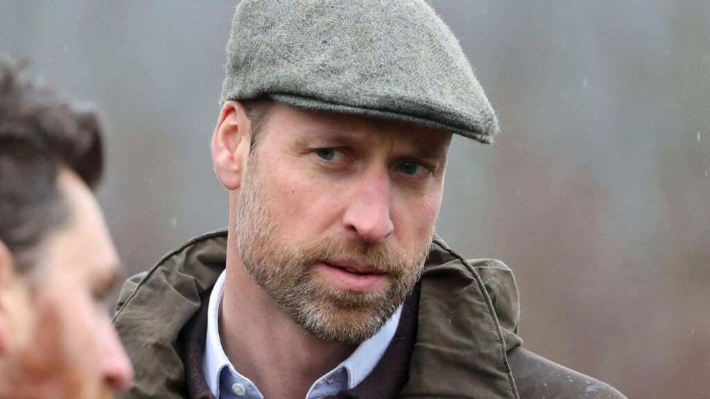 image of the Prince of Wales has been photographed on multiple occasions with Bin Sulayem.