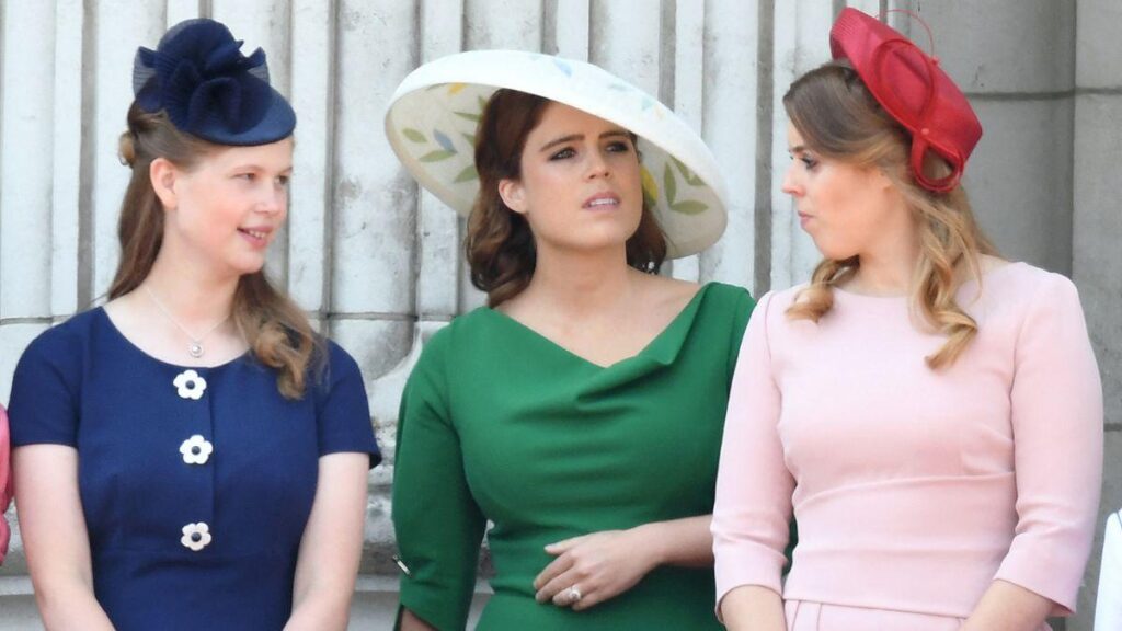 image of princess Eugenie and princess beatrice