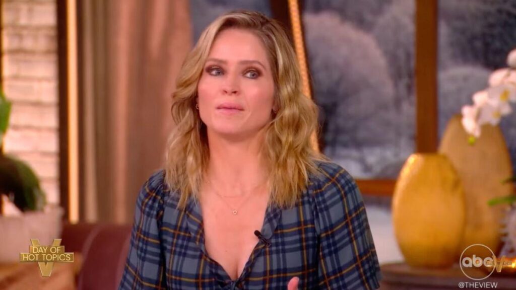 Photo of Sara Haines explained why so many celebrities pop up in the Epstein files.