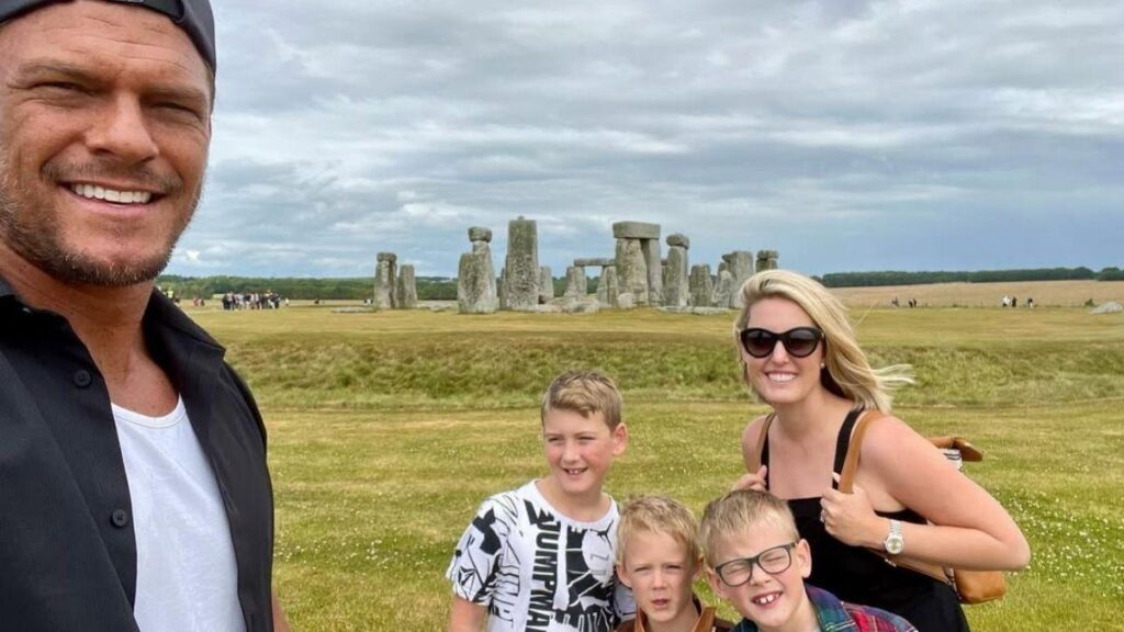 alan ritchson family wife  kids