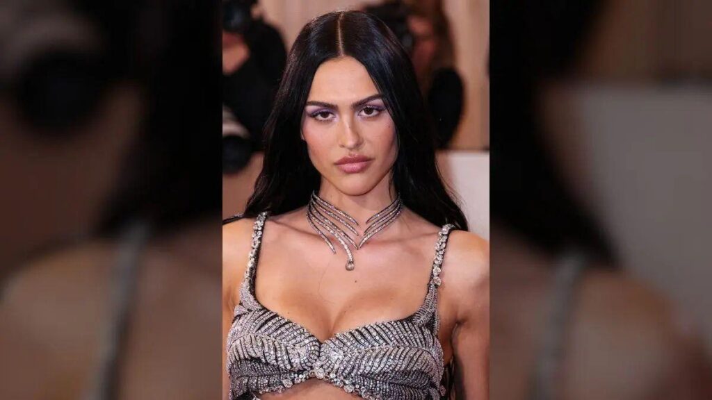 Photo of Amelia Gray Hamlin attended the 2026 Vanity Fair Oscars party on March 15.