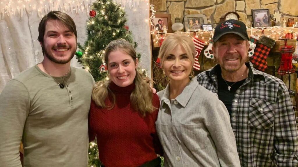 image of chuck Norris and family