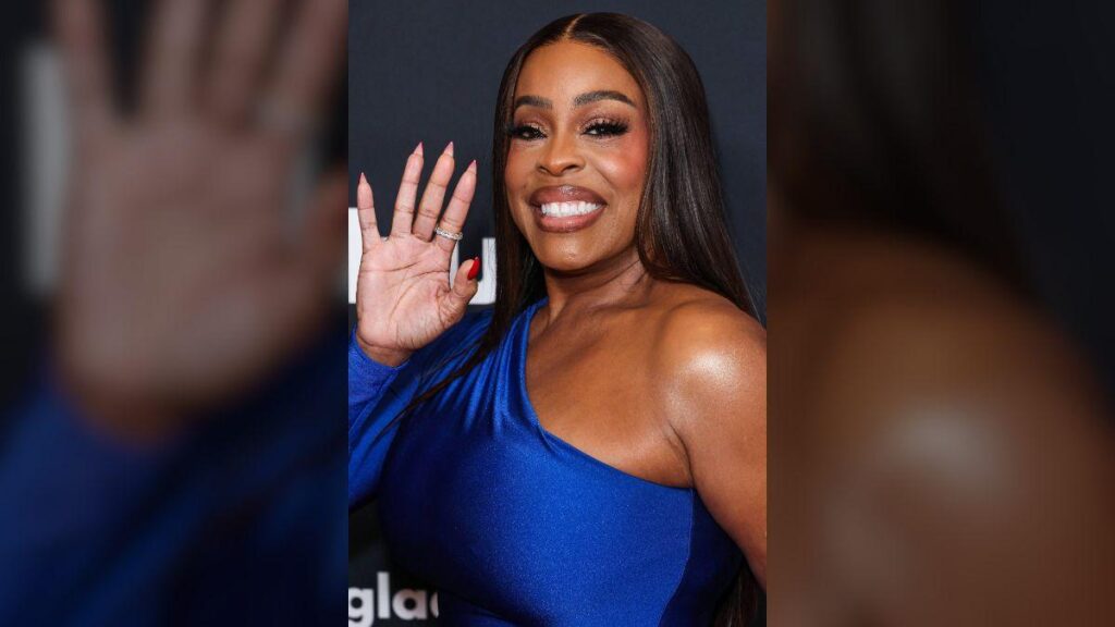 Photo of Niecy Nash looked back at the experience fondly, thankful they were able to get food for their family members.