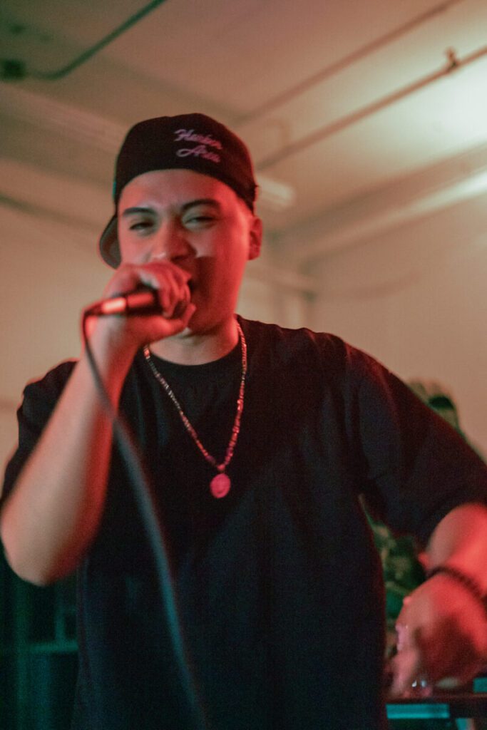 Divine Flowz performing